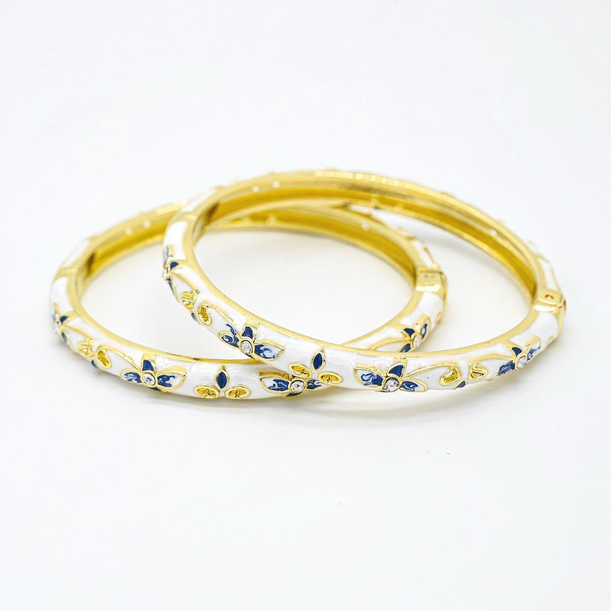 NEW - Blue & White Hydrangea Enamel Bangle – Aolani Hawaii