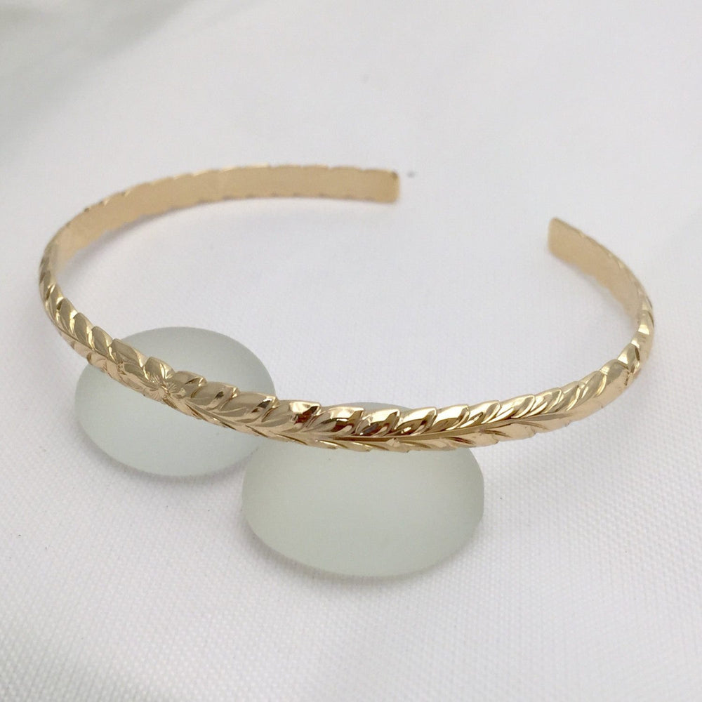 14K Gold Hawaiian Traditional Maile Design Open Bangle (4mm Barrel) - Aolani Hawaii - 2