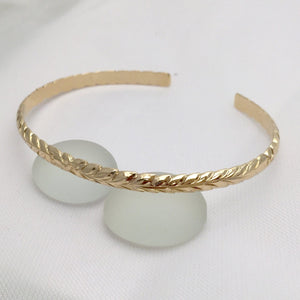 14K Gold Hawaiian Traditional Maile Design Open Bangle (4mm Barrel) - Aolani Hawaii - 2