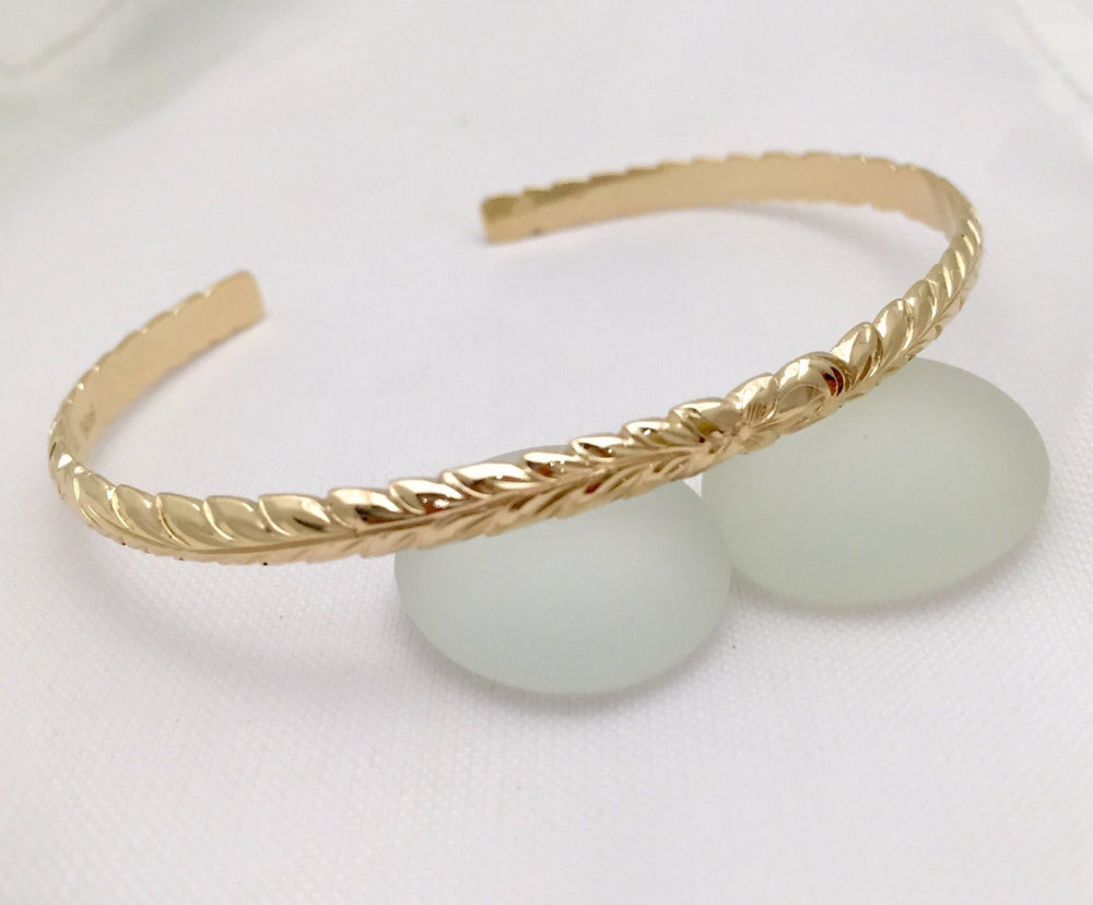 14K Gold Hawaiian Traditional Maile Design Open Bangle (4mm Barrel) - Aolani Hawaii - 3