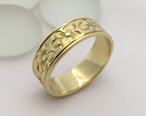 
            
                Load image into Gallery viewer, Traditional Hawaiian Hand Engraved 14K Gold (6mm Width Flat Ring) - Aolani Hawaii - 1
            
        