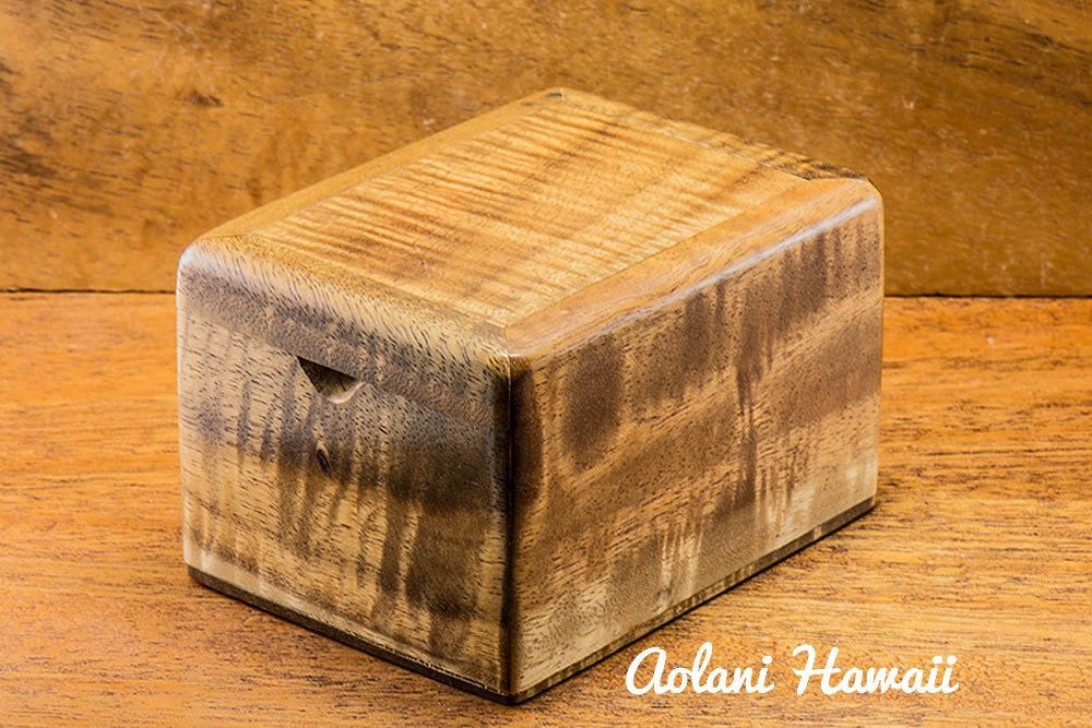 Hawaiian Koa Box for Keepsake Jewelry Gift - Aolani Hawaii - 1